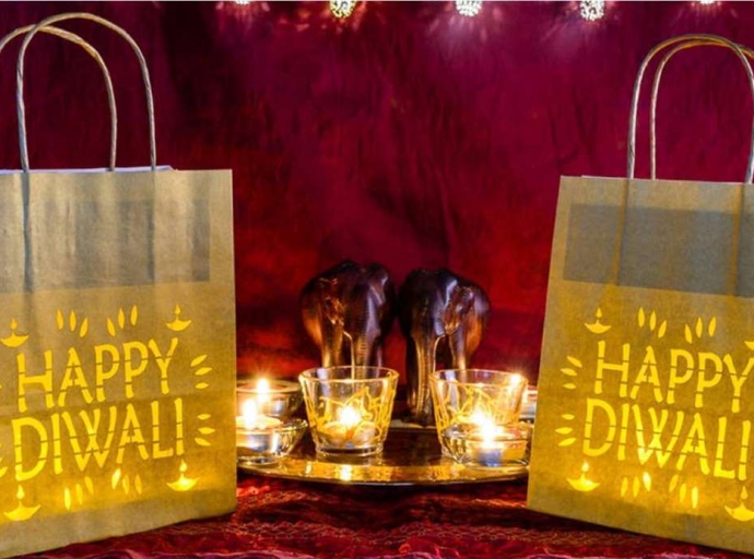 Diwali 2023: A Mixed Bag for Garment Retailers